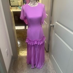 Halston heritage size 2 lavender pink floor length gown